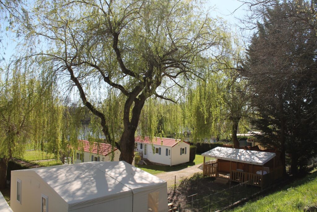 Mobil-home en location au camping l'Entre-Deux, proche des châteaux de la Loire
