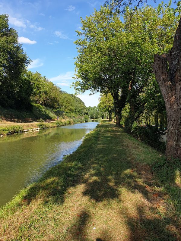 GR41 Canal de Berry au dessus du camping